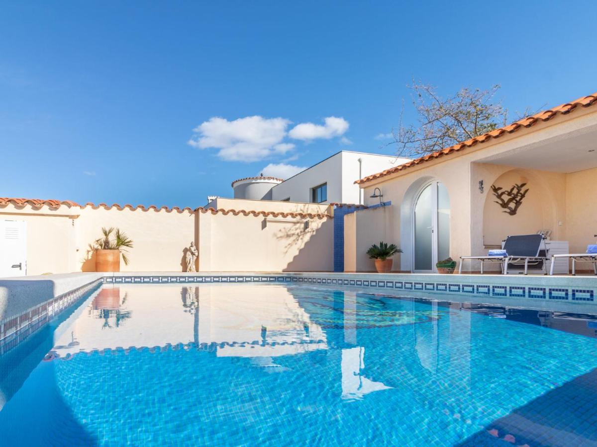 אמפוריבראבה Holiday Home Bonica By Interhome מראה חיצוני תמונה